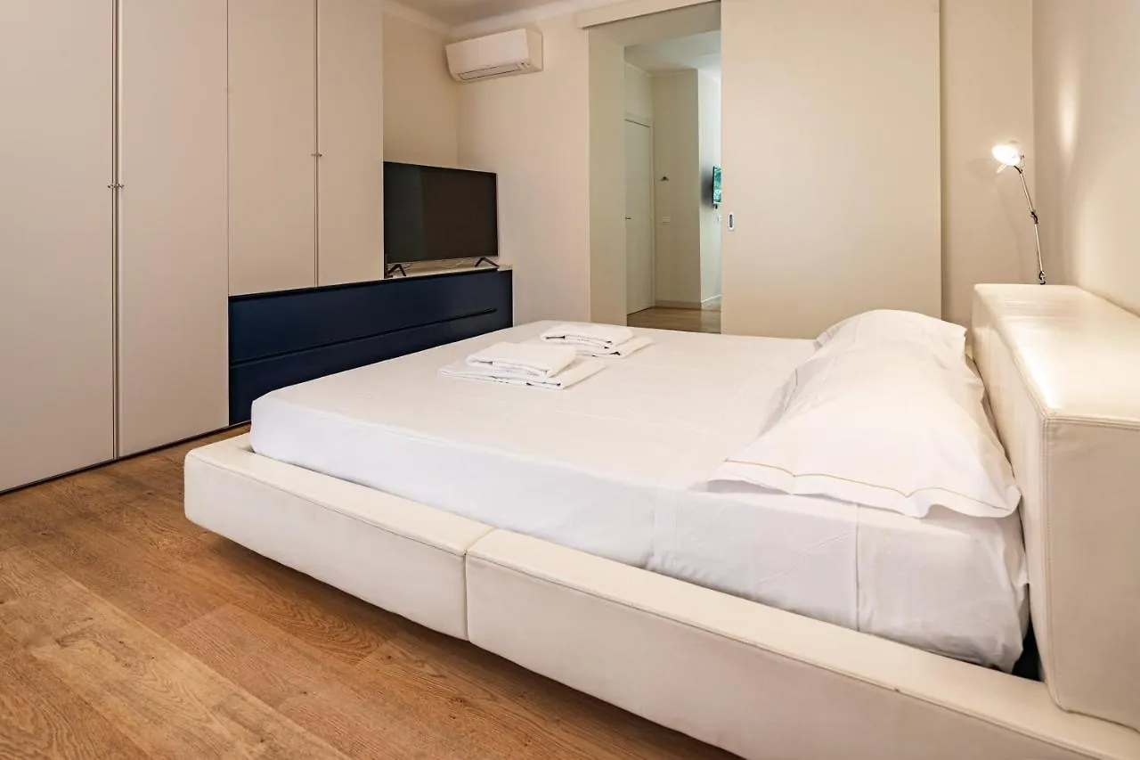 Brera Livings, Charming Flat Near Duomo Apartment Milan